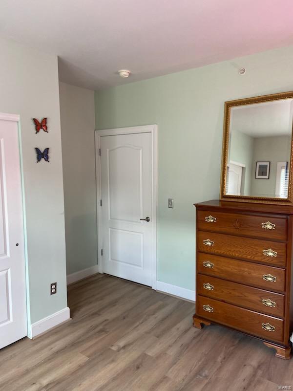 St Louis, Missouri 63104, United States, 2 Bedrooms Bedrooms, ,2 BathroomsBathrooms,Residential,Pending,99698