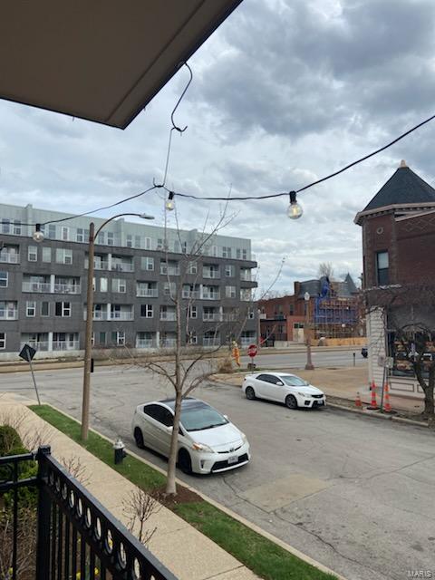 St Louis, Missouri 63104, United States, 2 Bedrooms Bedrooms, ,2 BathroomsBathrooms,Residential,Pending,99698