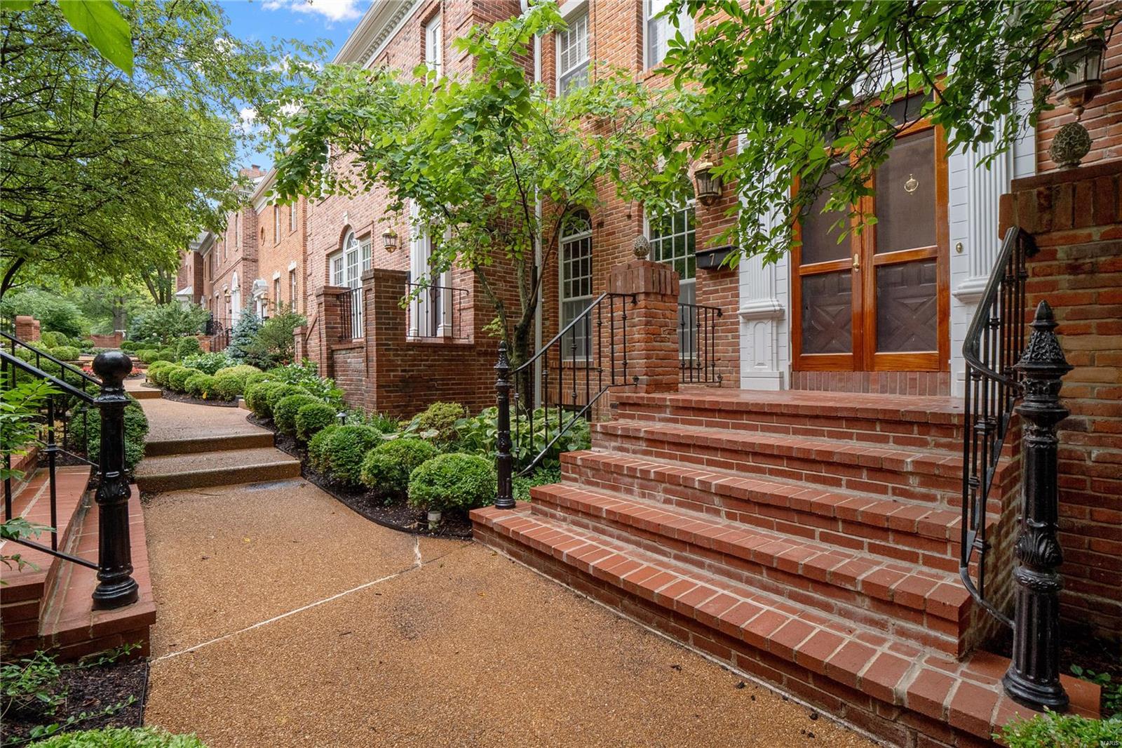 Commons Condo Ph II The - Residential