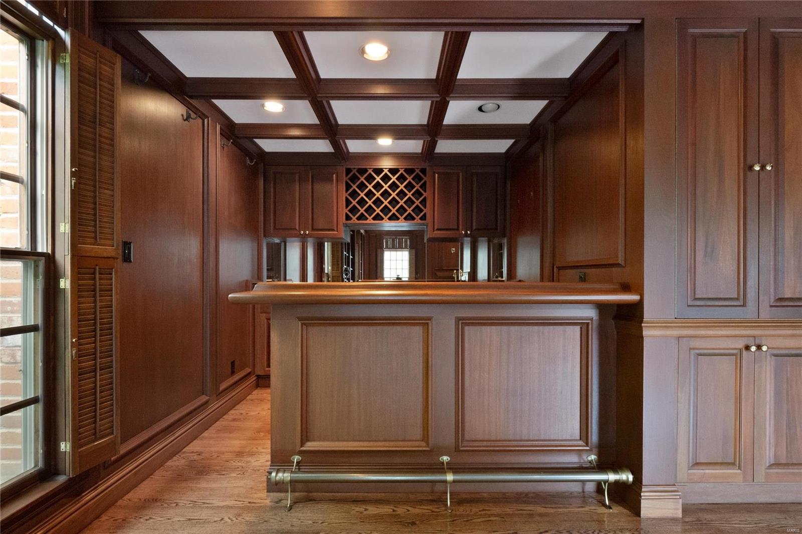 Commons Condo Ph II The - Residential