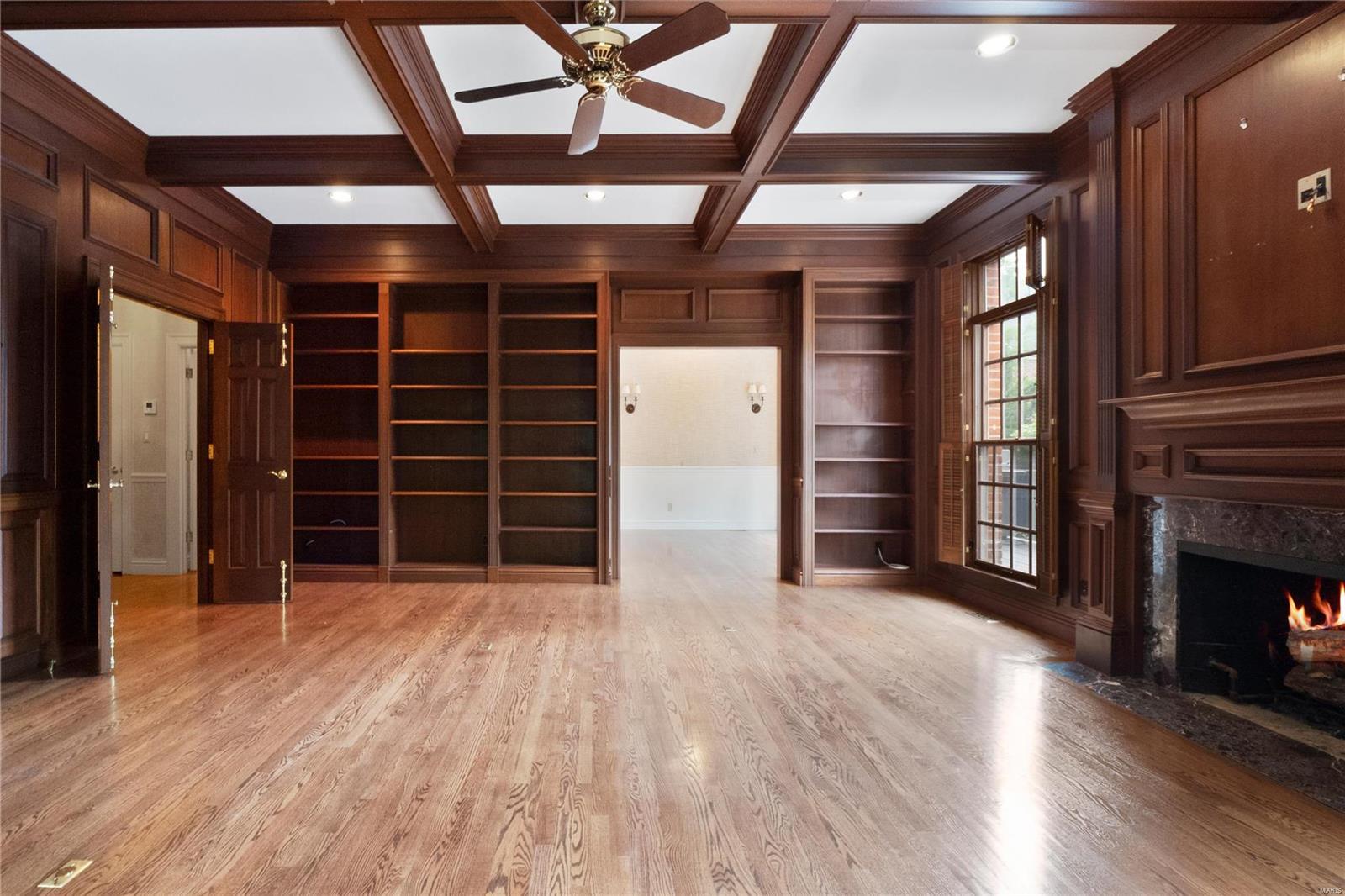 Commons Condo Ph II The - Residential