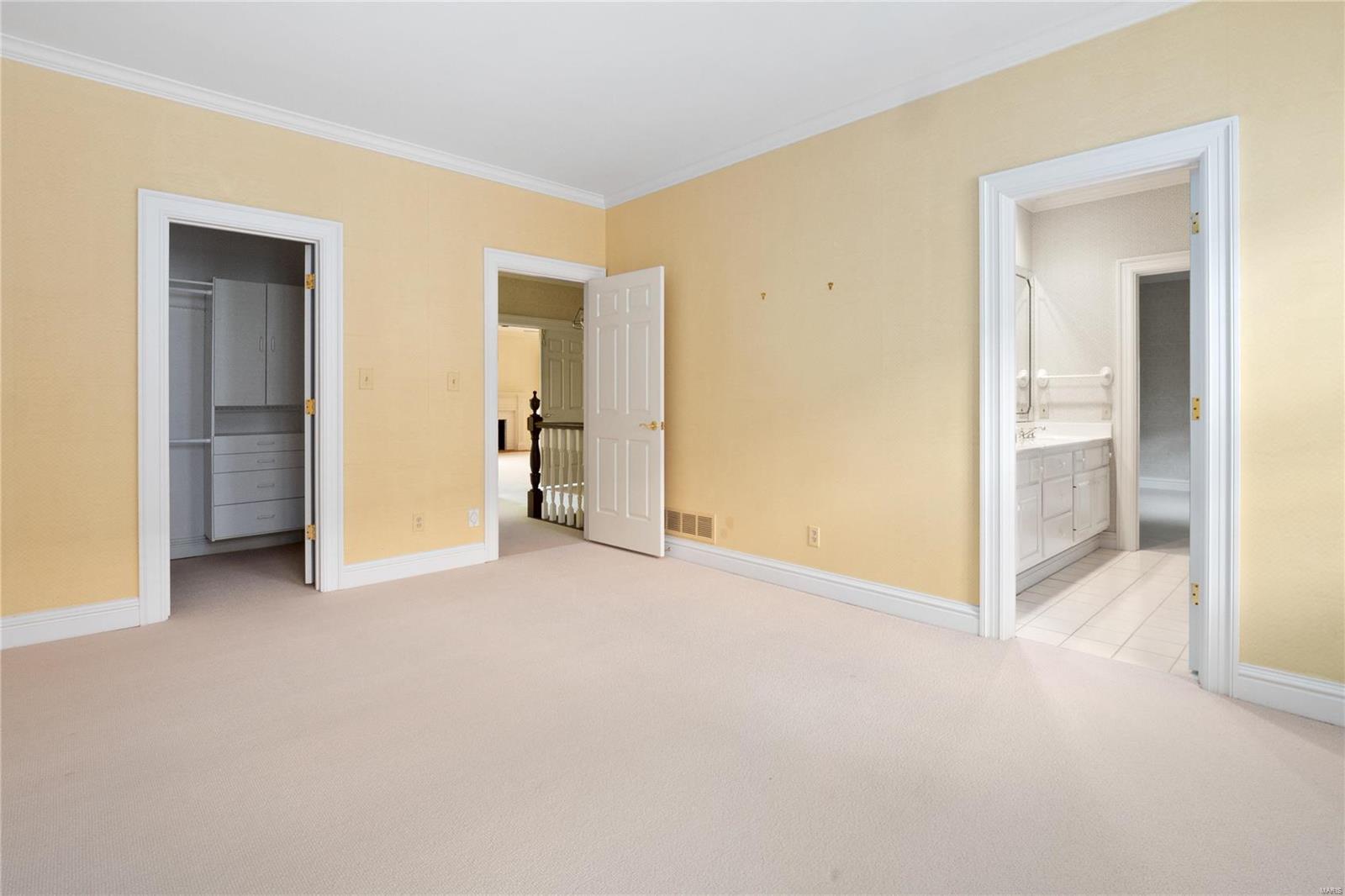 Commons Condo Ph II The - Residential