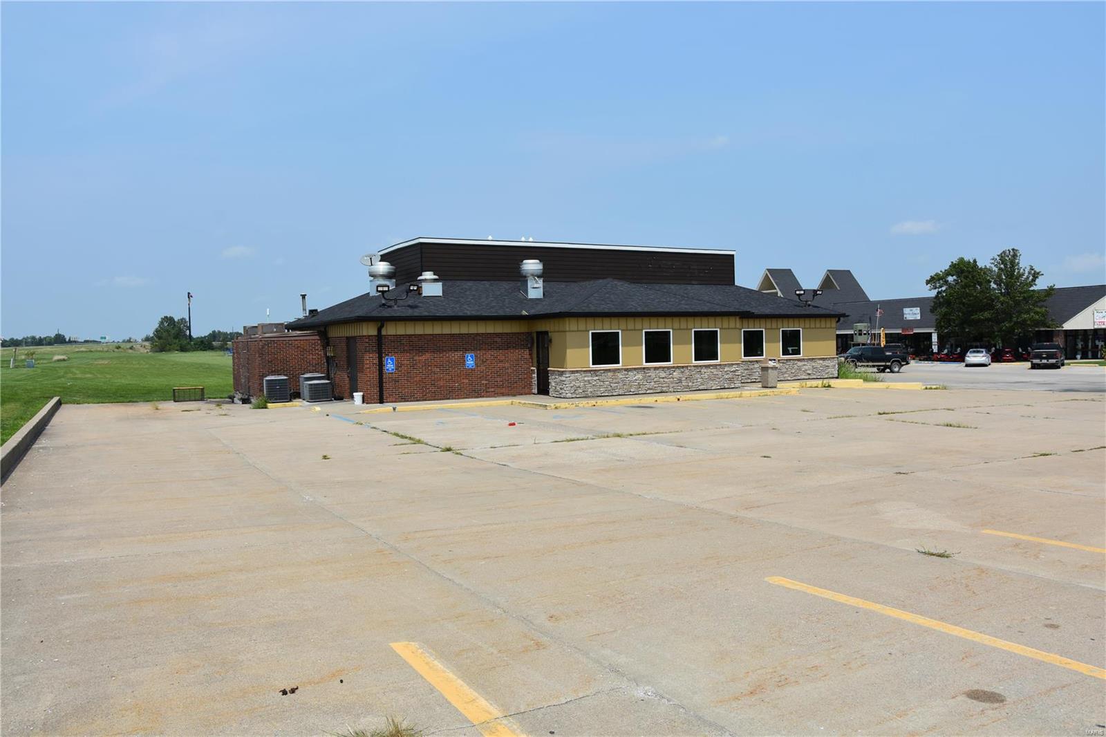 Mark Twain Shopping Center - Commercial Sale