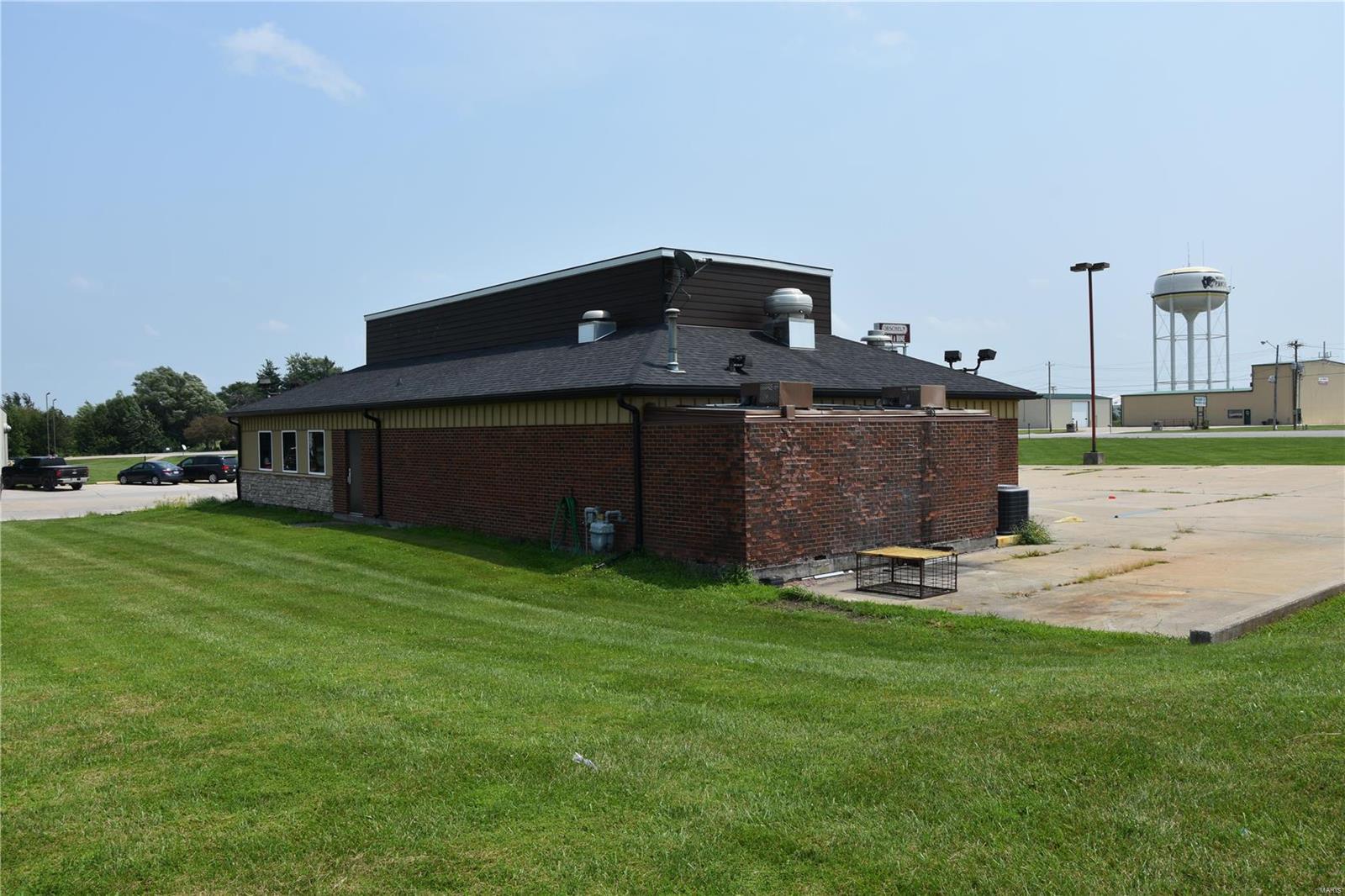 Mark Twain Shopping Center - Commercial Sale