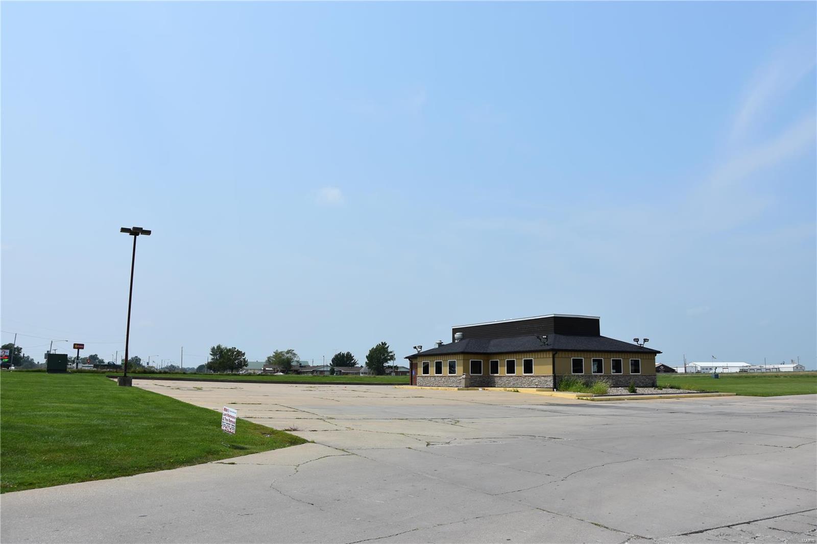 Mark Twain Shopping Center - Commercial Sale