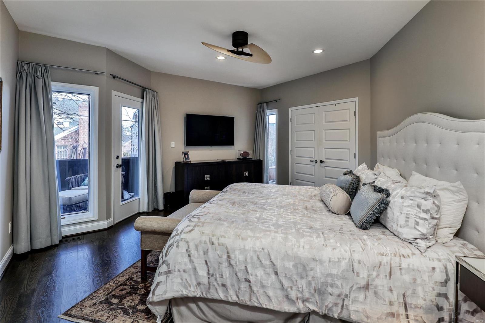 Central On The Park Condo - Residential