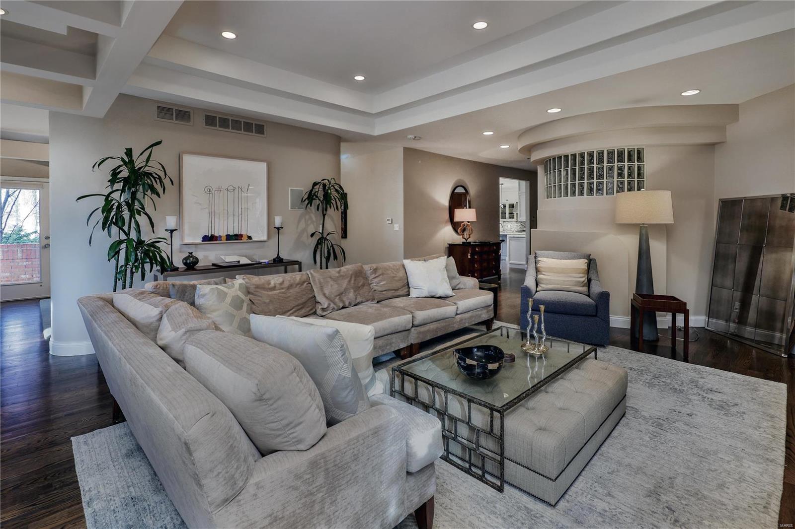 Central On The Park Condo - Residential