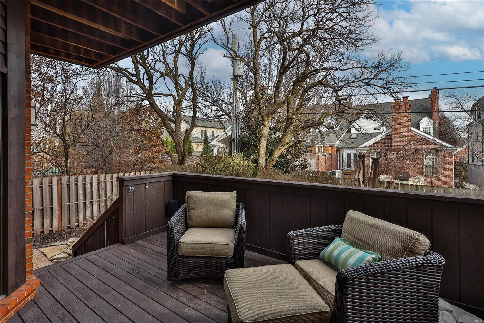 Central On The Park Condo - Residential