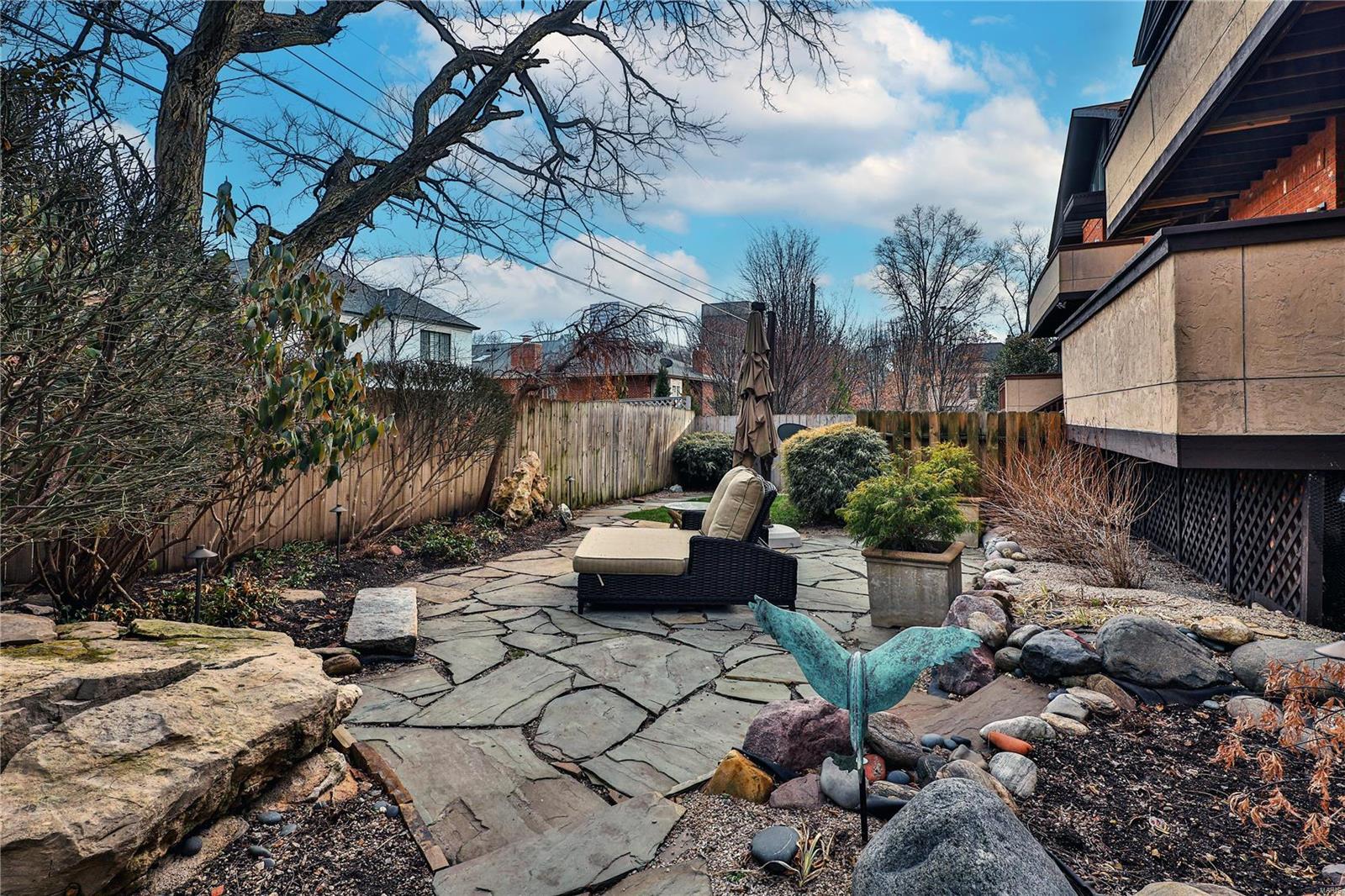 Central On The Park Condo - Residential