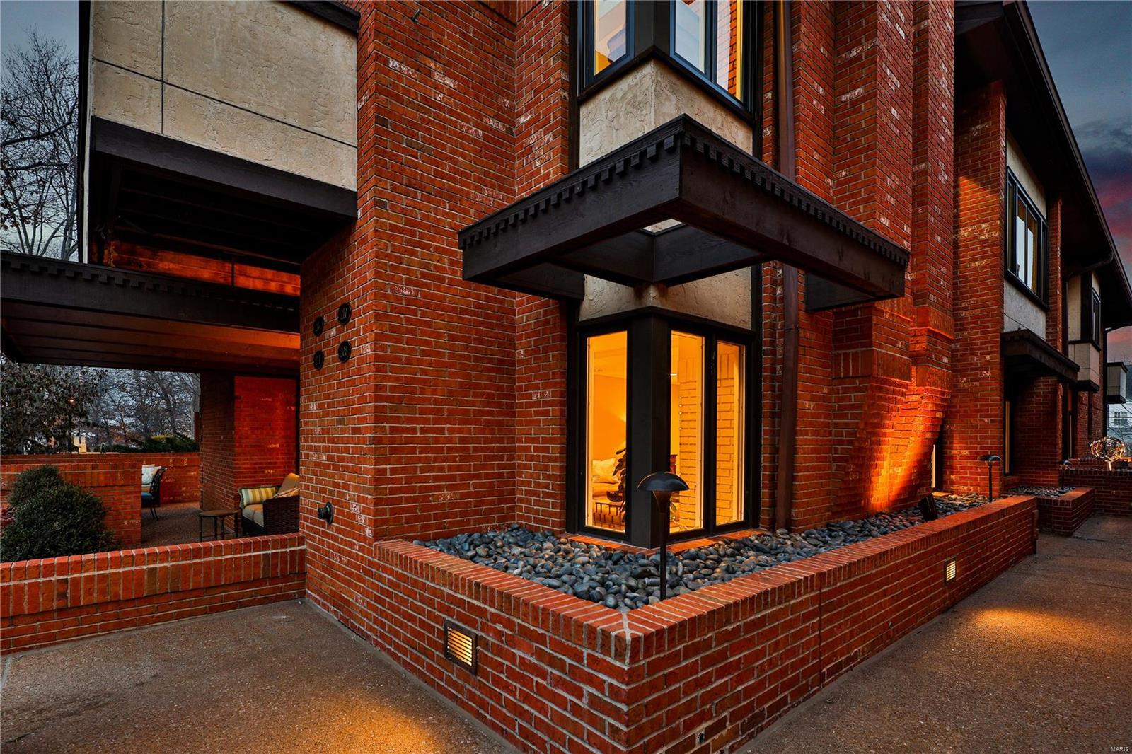 Central On The Park Condo - Residential