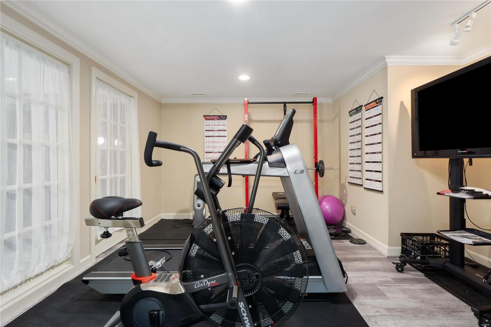 Pine Creek - Residential