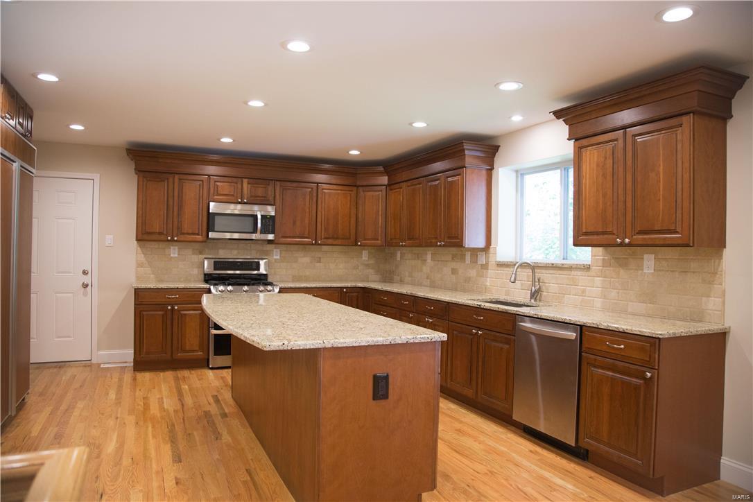Ridgemoor Forest 3 - Residential Lease