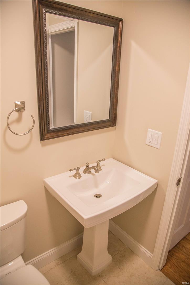Ridgemoor Forest 3 - Residential Lease
