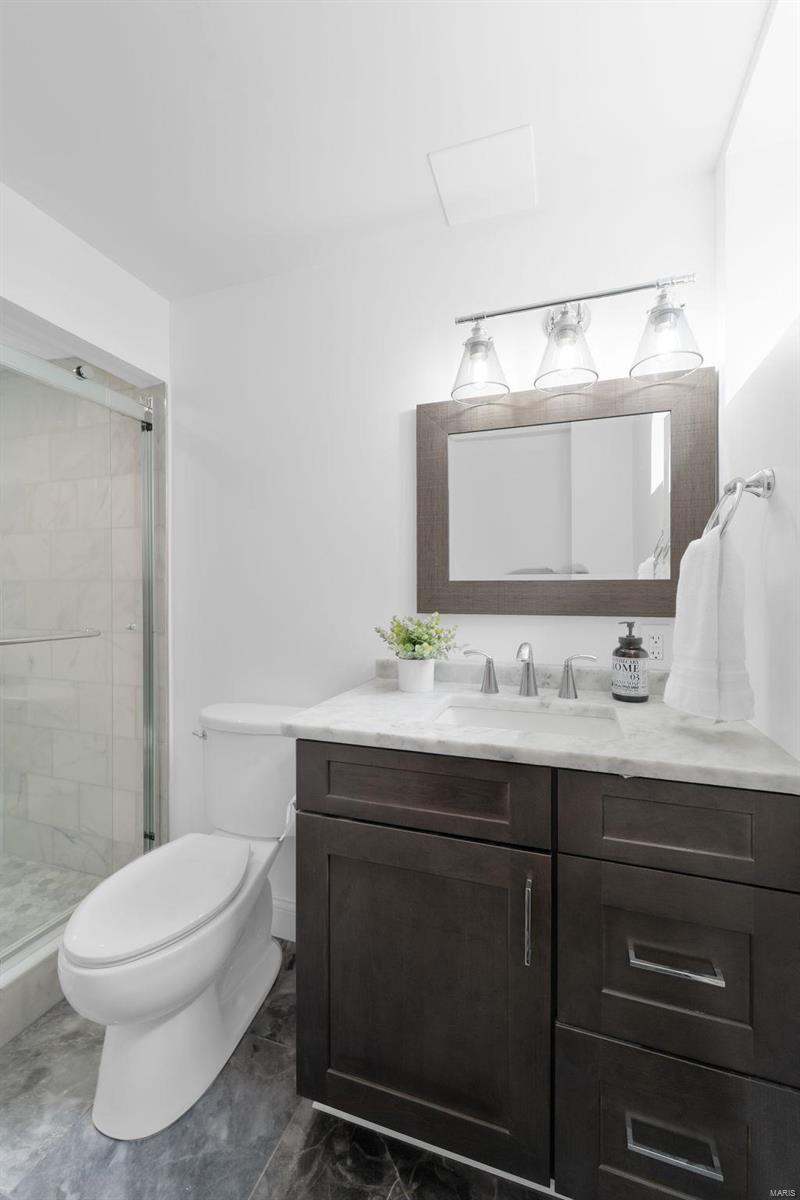 Ladue Aire Estate - Residential