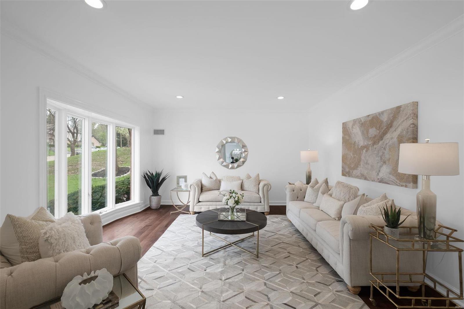 Ladue Aire Estate - Residential