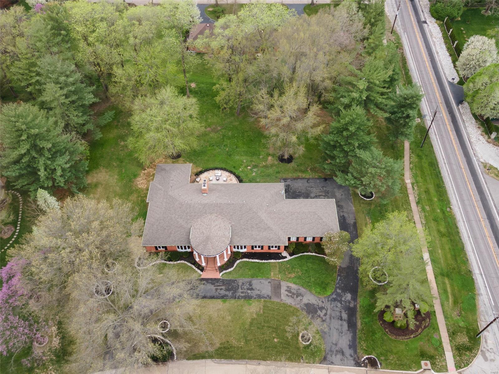 Ladue Aire Estate - Residential