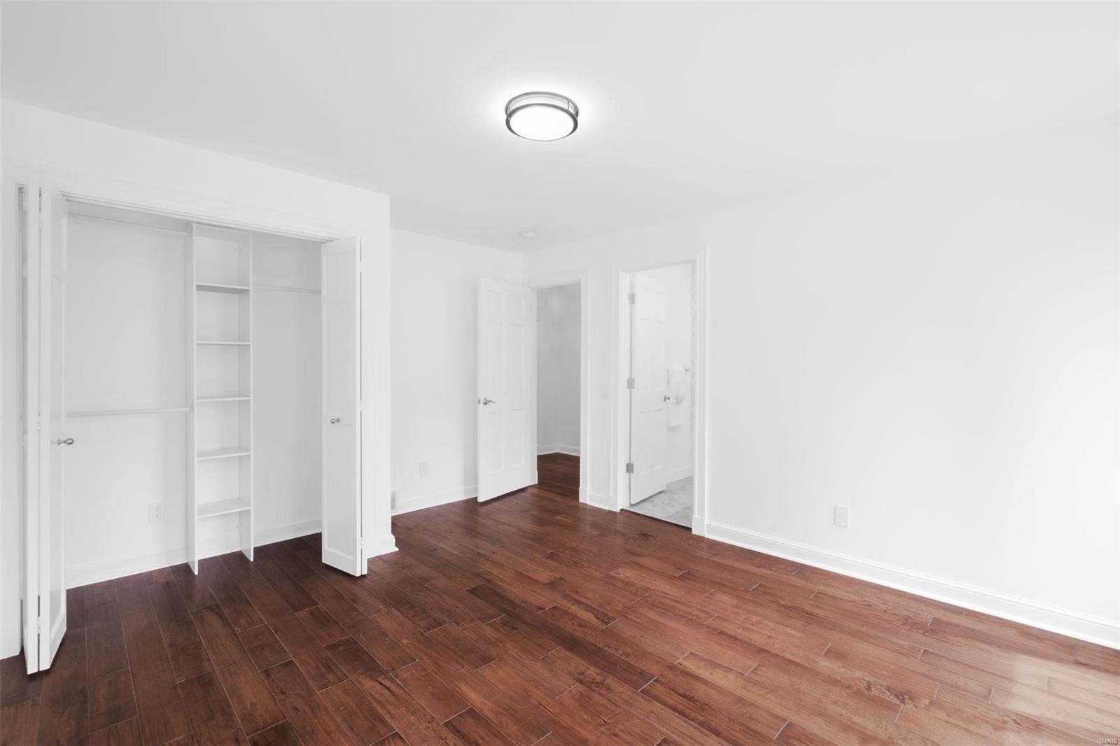 Ladue Aire Estate - Residential