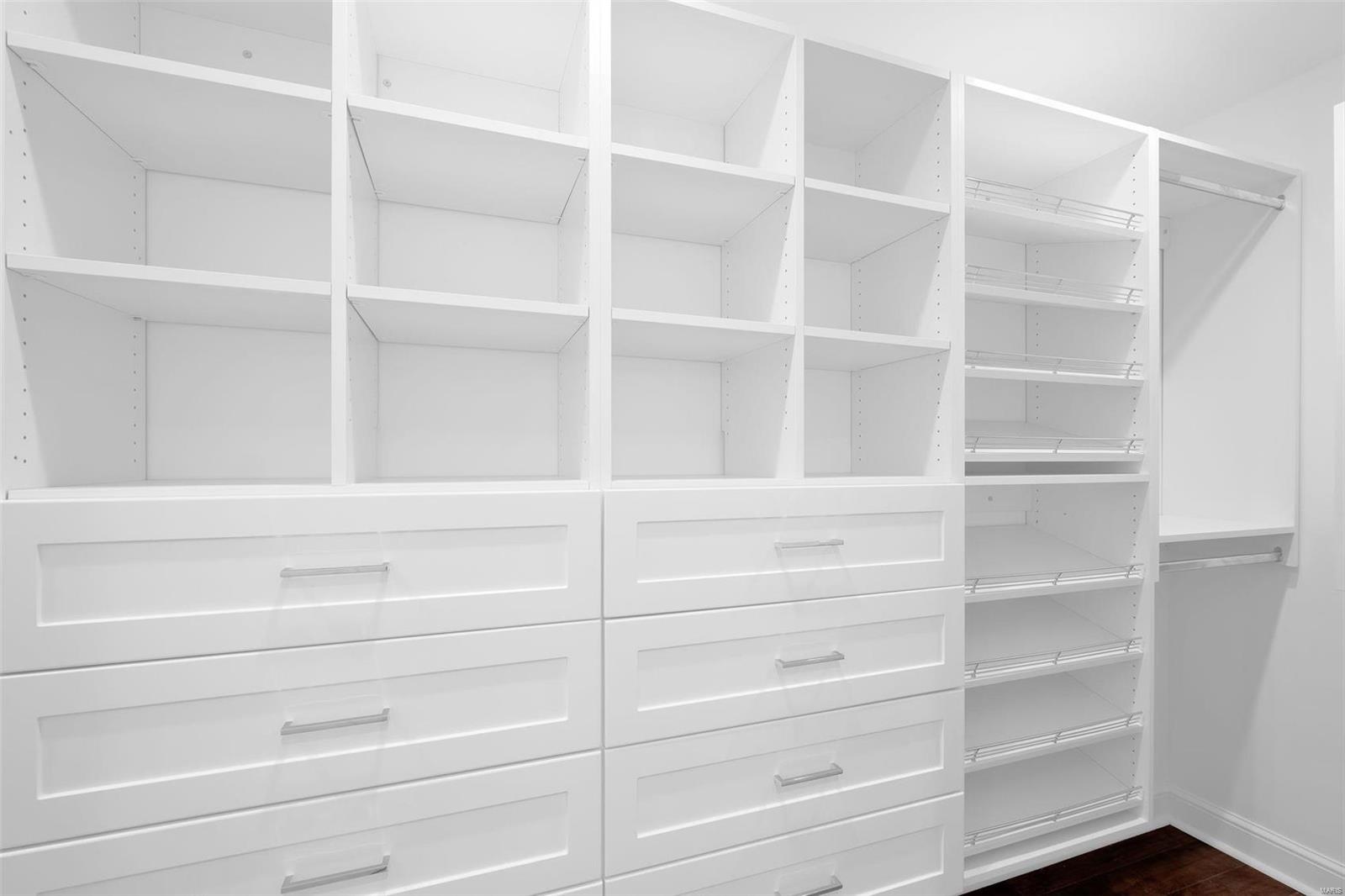 Ladue Aire Estate - Residential