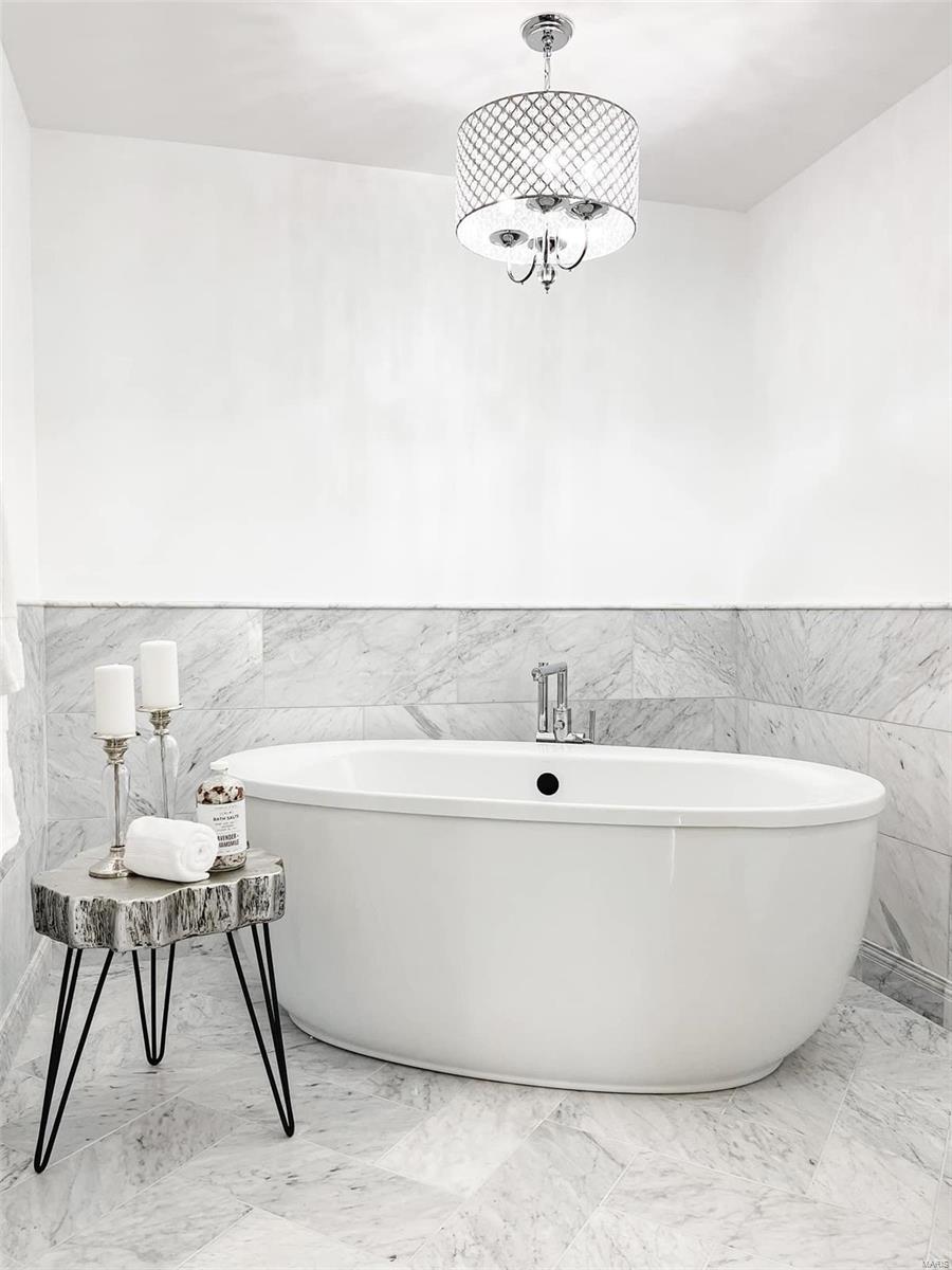 Ladue Aire Estate - Residential