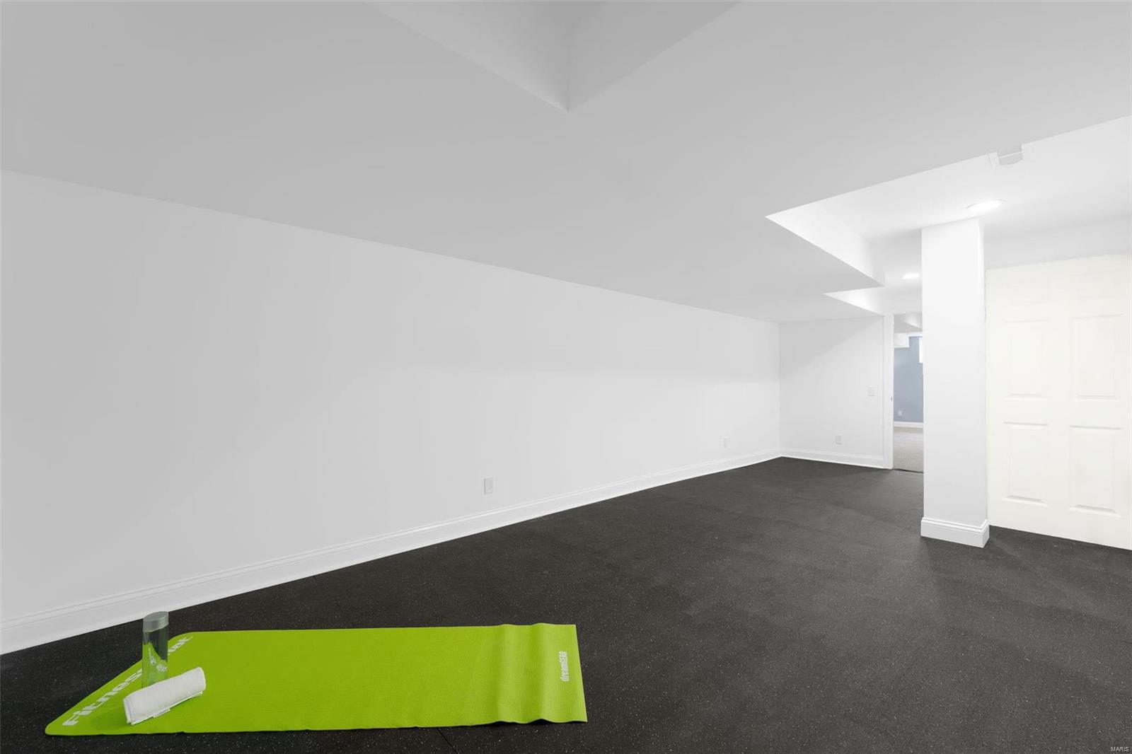 Ladue Aire Estate - Residential