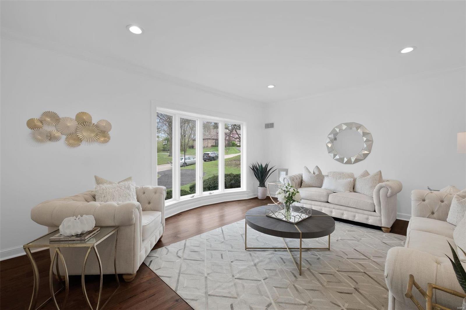 Ladue Aire Estate - Residential