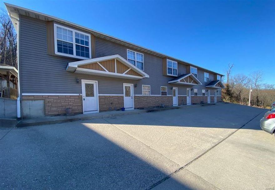 INVESTMENT HIGHLIGHTS
• Two Buildings with 6 rentable units each
• High Occupancy.
• Currently under professional management
• Great off-street parking for each unit
• Direct proximity to Fort Leonard Wood Military Base, Waynesville Middle School and High School, Theatre, Grocery Shopping, and numerous eateries

EXECUTIVE SUMMARY
Hillside Duplex Units offers 12 rentable units consisting of 2 Bedroom 1and 1/2 Baths.  This great investment opportunity has high occupancy rates because of its great position between the Front and West gates of Fort Leonard Wood Military Base and the local school system.  All units are spacious, well maintained, and under professional management.  With easy access to I-44 that provides a short 1 and ½ drive to Springfield and 2 and ½ hours to St Louis