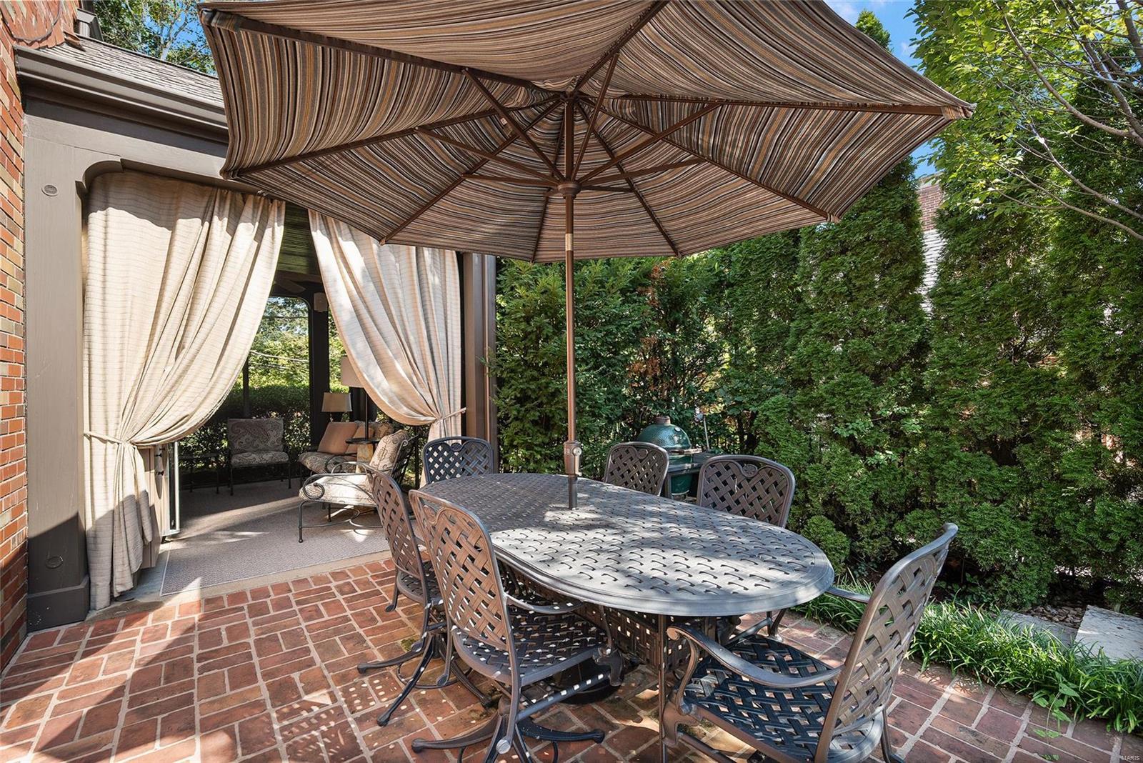 York Village Woodlands - Residential