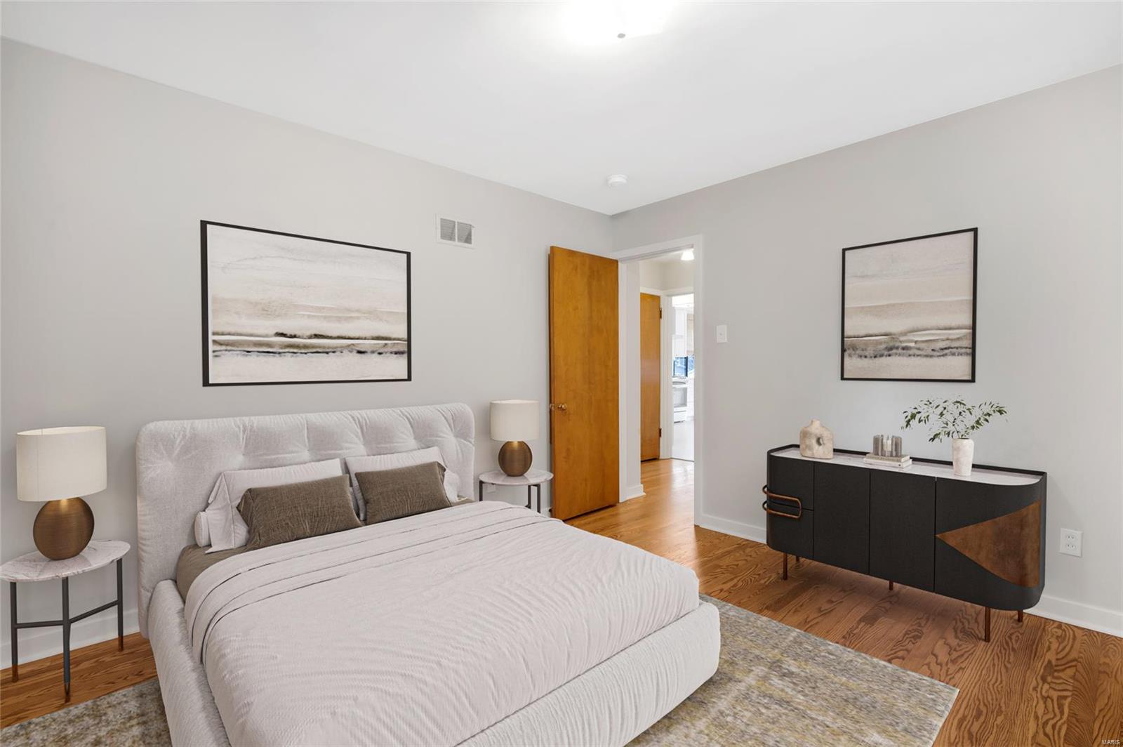 St Louis, Missouri 63116, United States, 3 Bedrooms Bedrooms, ,1 BathroomBathrooms,Residential,Pending,99597