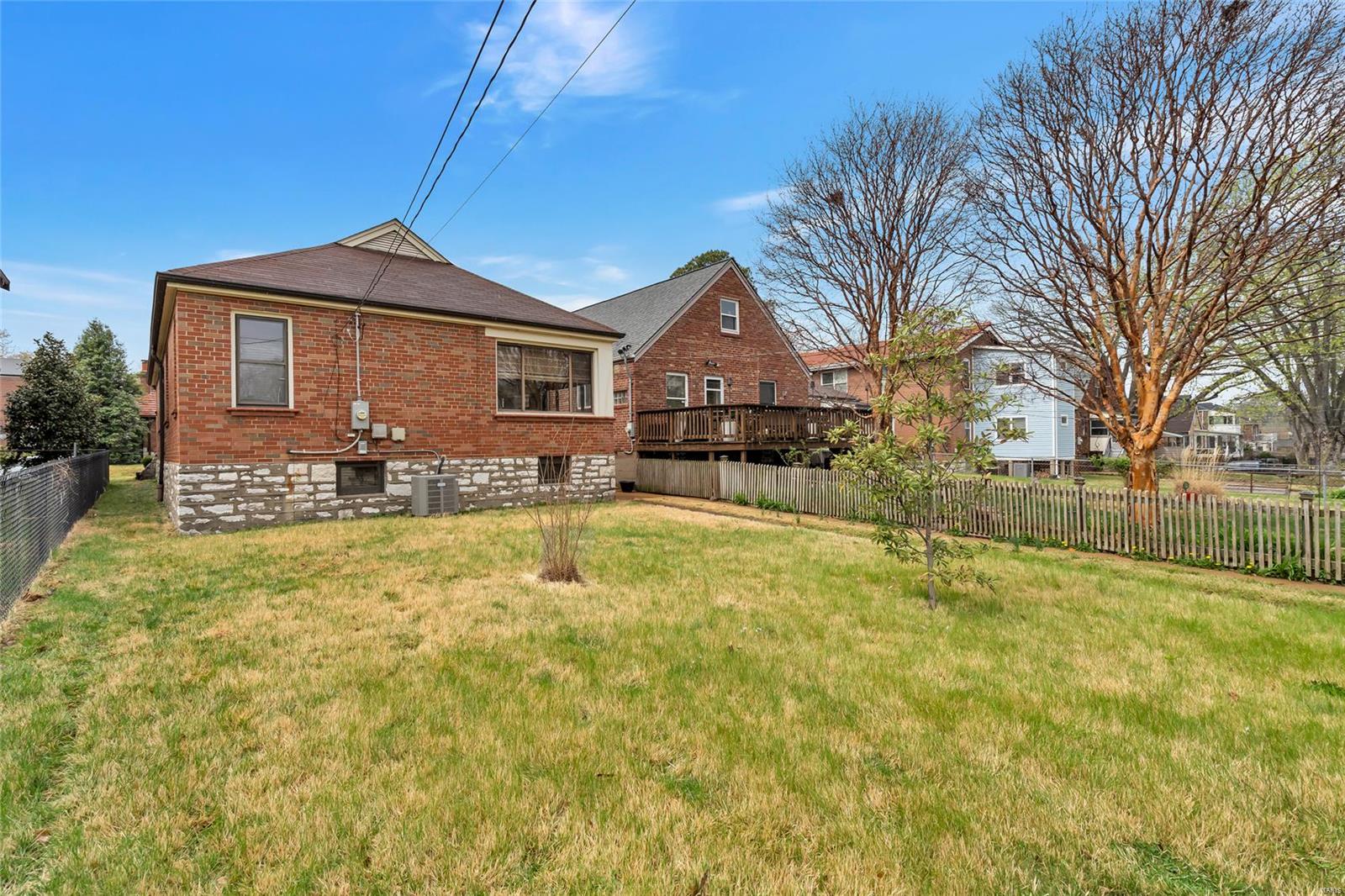 St Louis, Missouri 63116, United States, 3 Bedrooms Bedrooms, ,1 BathroomBathrooms,Residential,Pending,99597