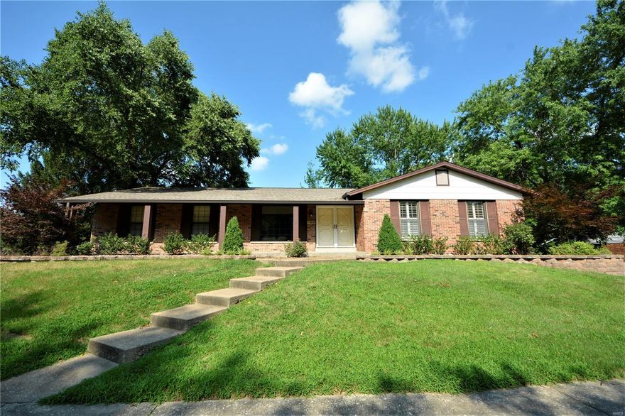 Wonderful Hazelwood ranch home with 3 bedrooms, 2.5 bathrooms and a 2-car garage. Offers a master bedroom suite with full bathroom, main floor laundry, family room with a fireplace and a wet bar. The eat-in kitchen, dining room/living room combo and den with access to the fenced back yard, complete the main floor. Large recreation area in the partially finished lower level, complete with bathroom, small bar area and storage areas. Newer carpeting and fresh paint throughout. Fenced back. Plus, a 1 year AHS warranty for your peace of mind.