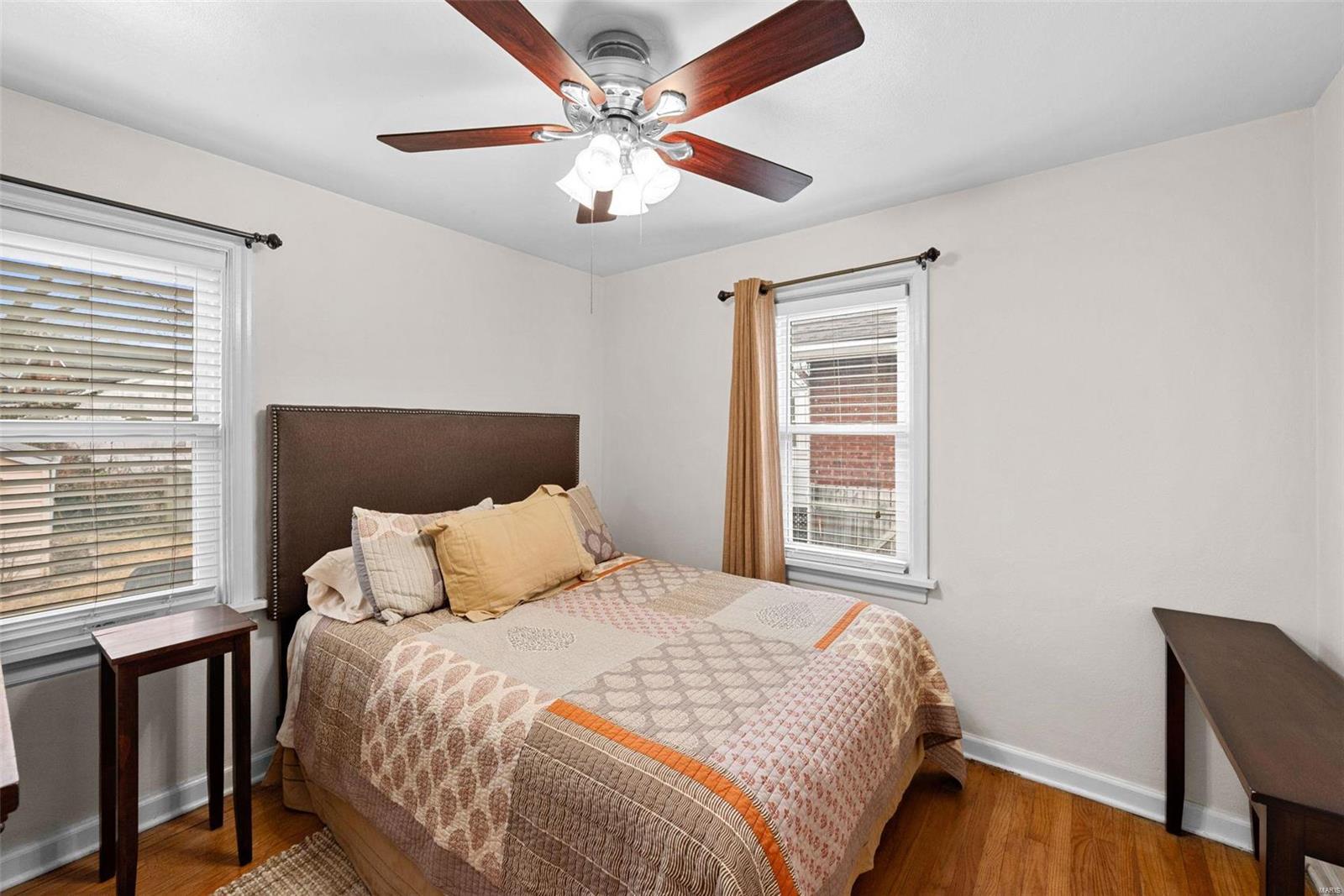 St Louis, Missouri 63117, United States, 2 Bedrooms Bedrooms, ,2 BathroomsBathrooms,Residential,Pending,5925