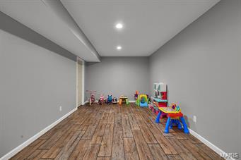 Hamptons 1 - Residential