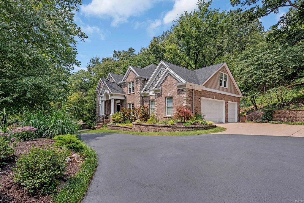 819 New Ballwin Road
