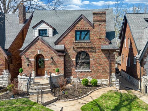 4719 Clifton Avenue St Louis MO 63109