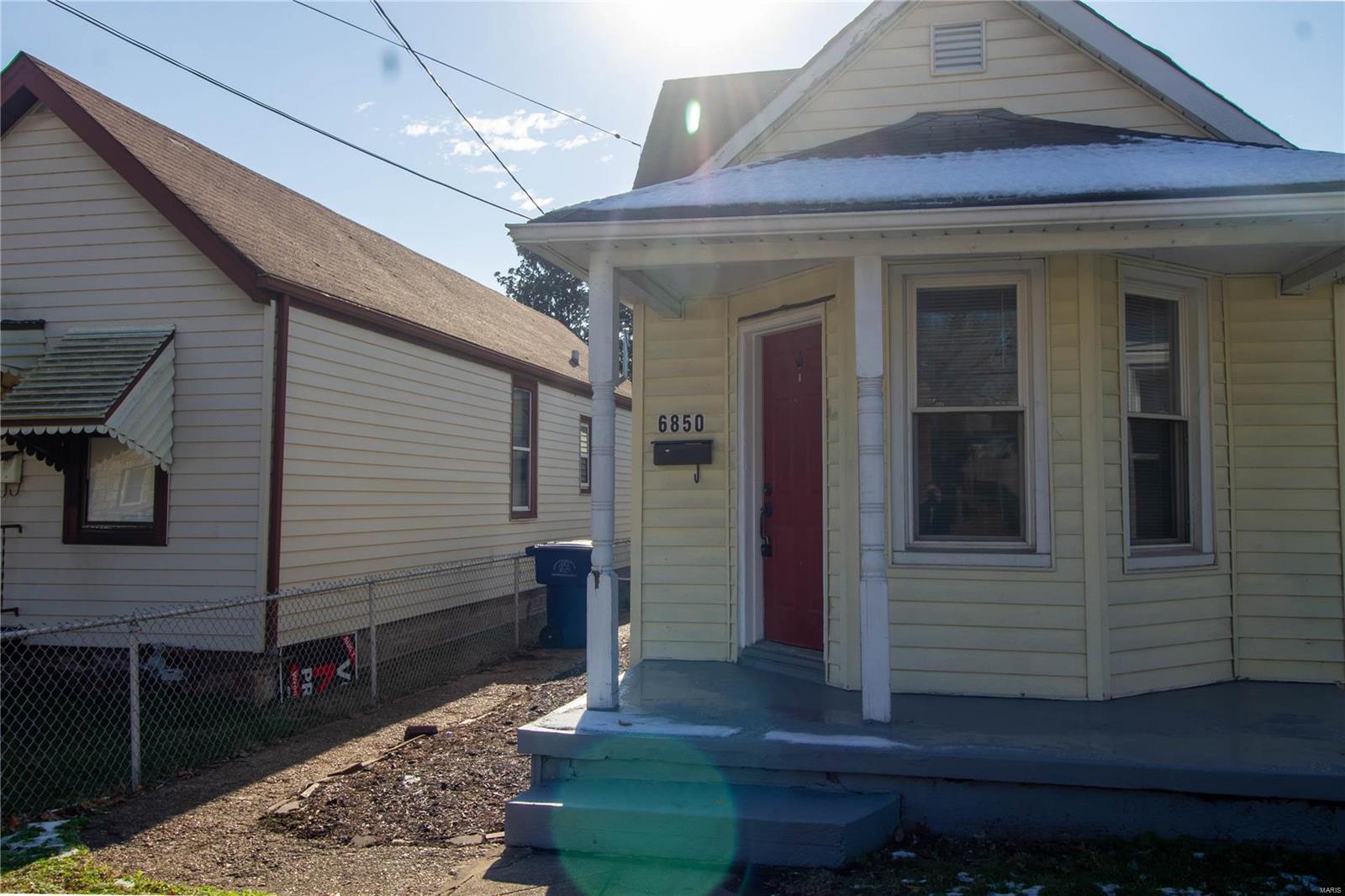 St Louis, Missouri 63143, United States, 2 Bedrooms Bedrooms, ,1 BathroomBathrooms,Residential,Active,26604