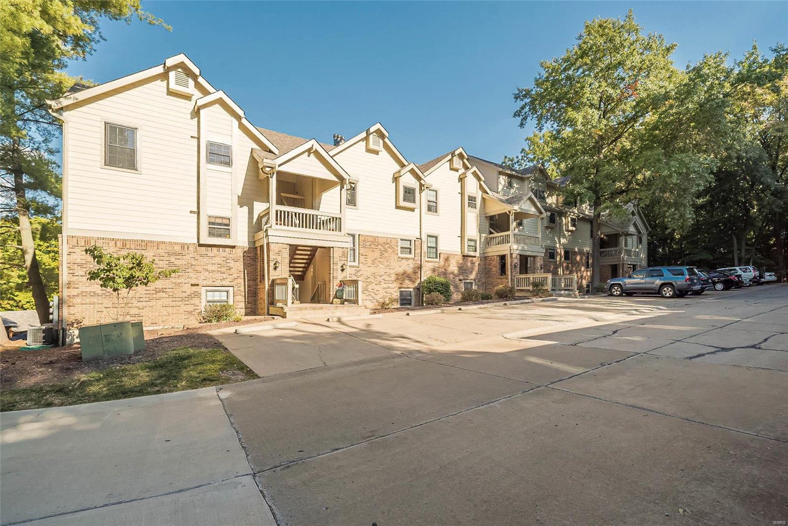 Parkside Condo - Residential