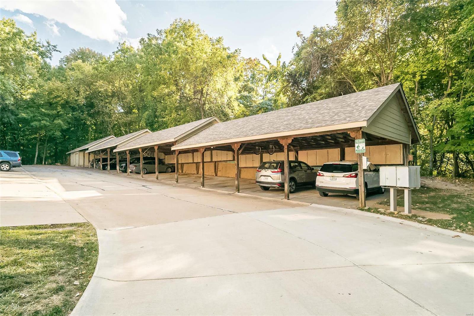 Parkside Condo - Residential