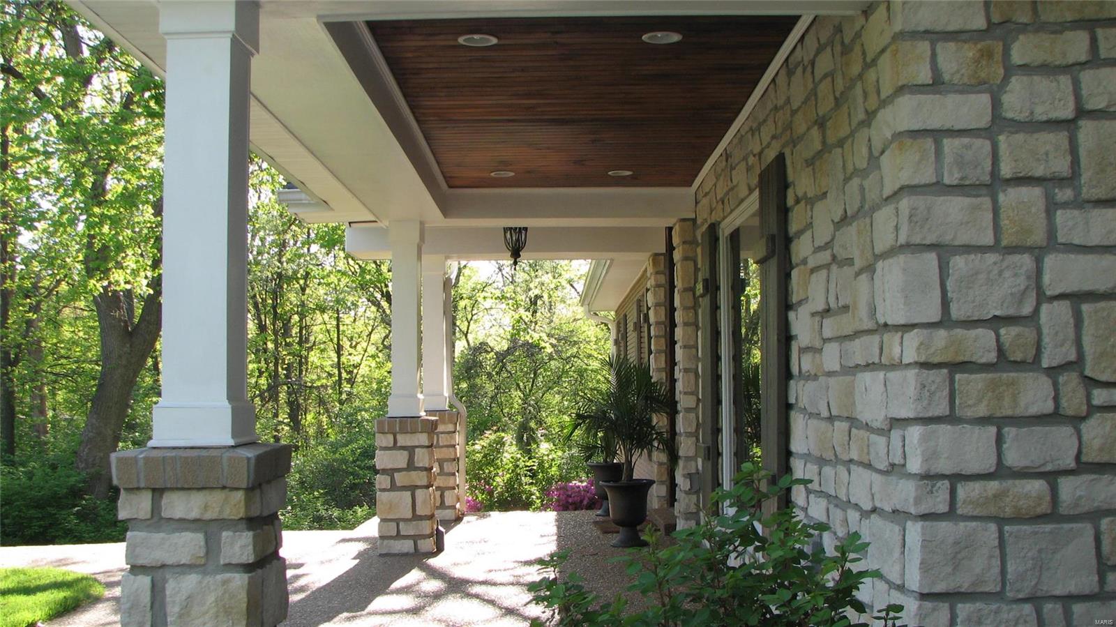 Robyn Hills - Residential