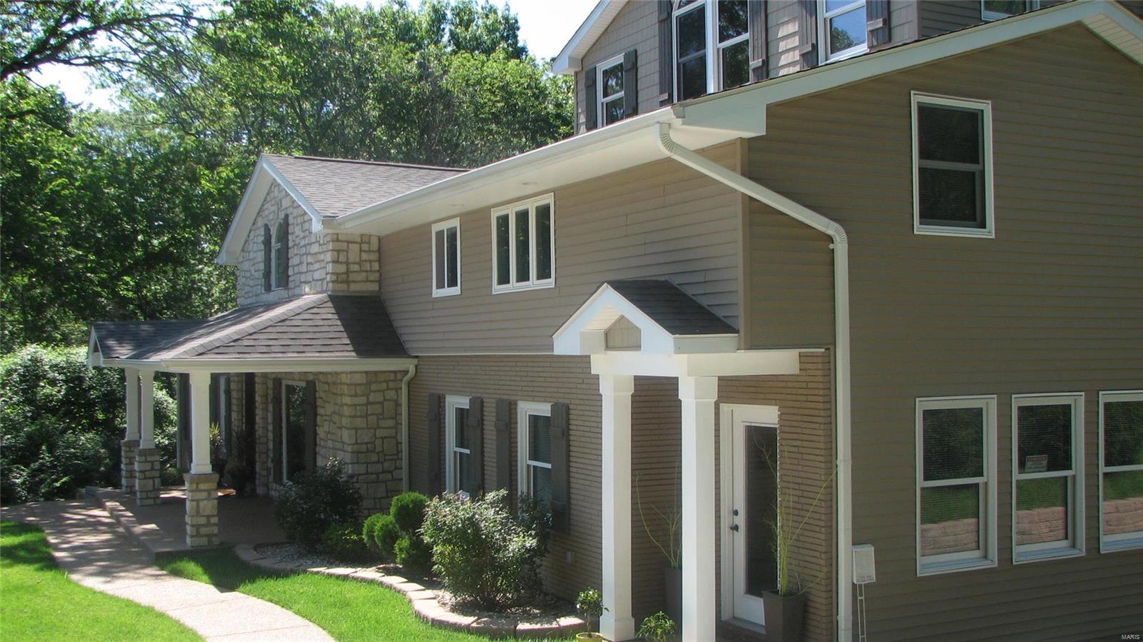 Robyn Hills - Residential