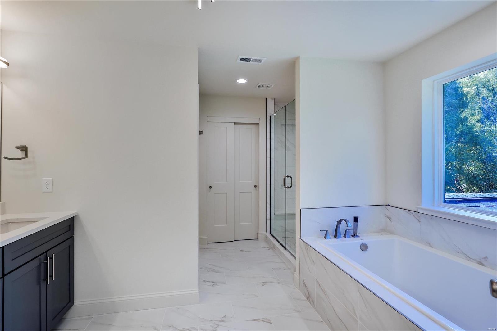 Birdie Lane - Residential