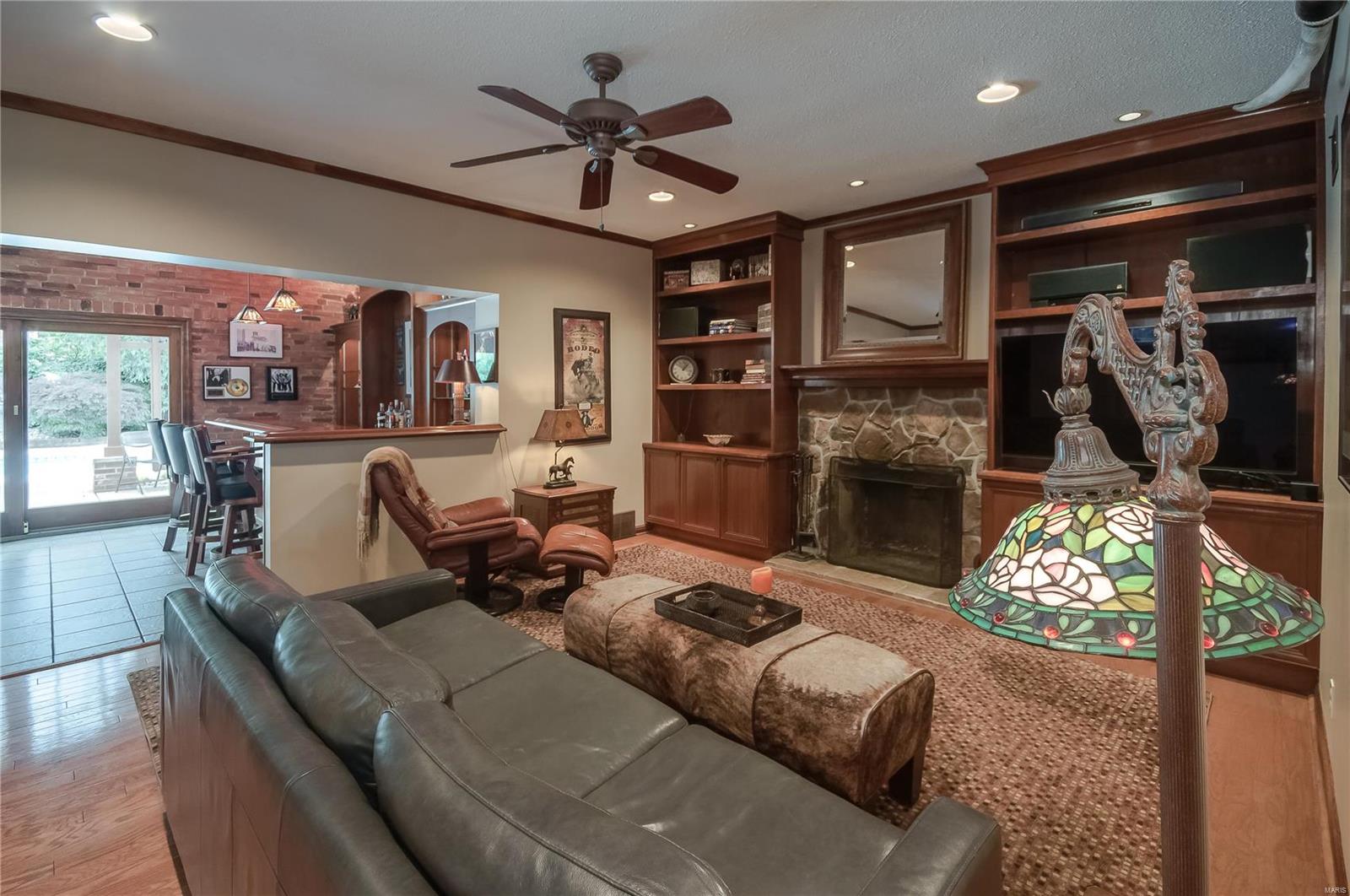 La Hacienda - Residential