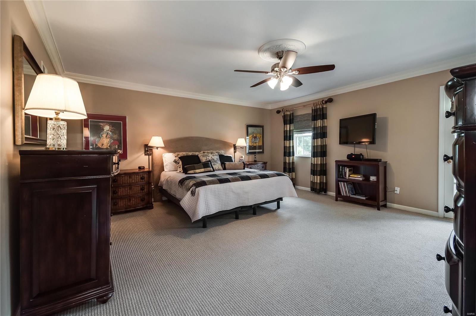 La Hacienda - Residential