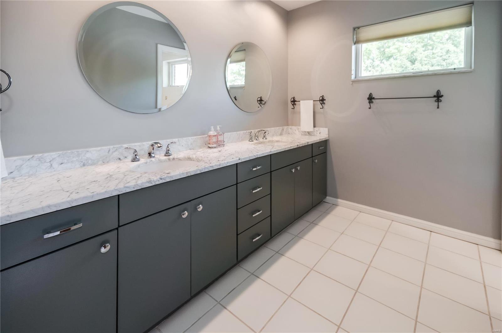 La Hacienda - Residential