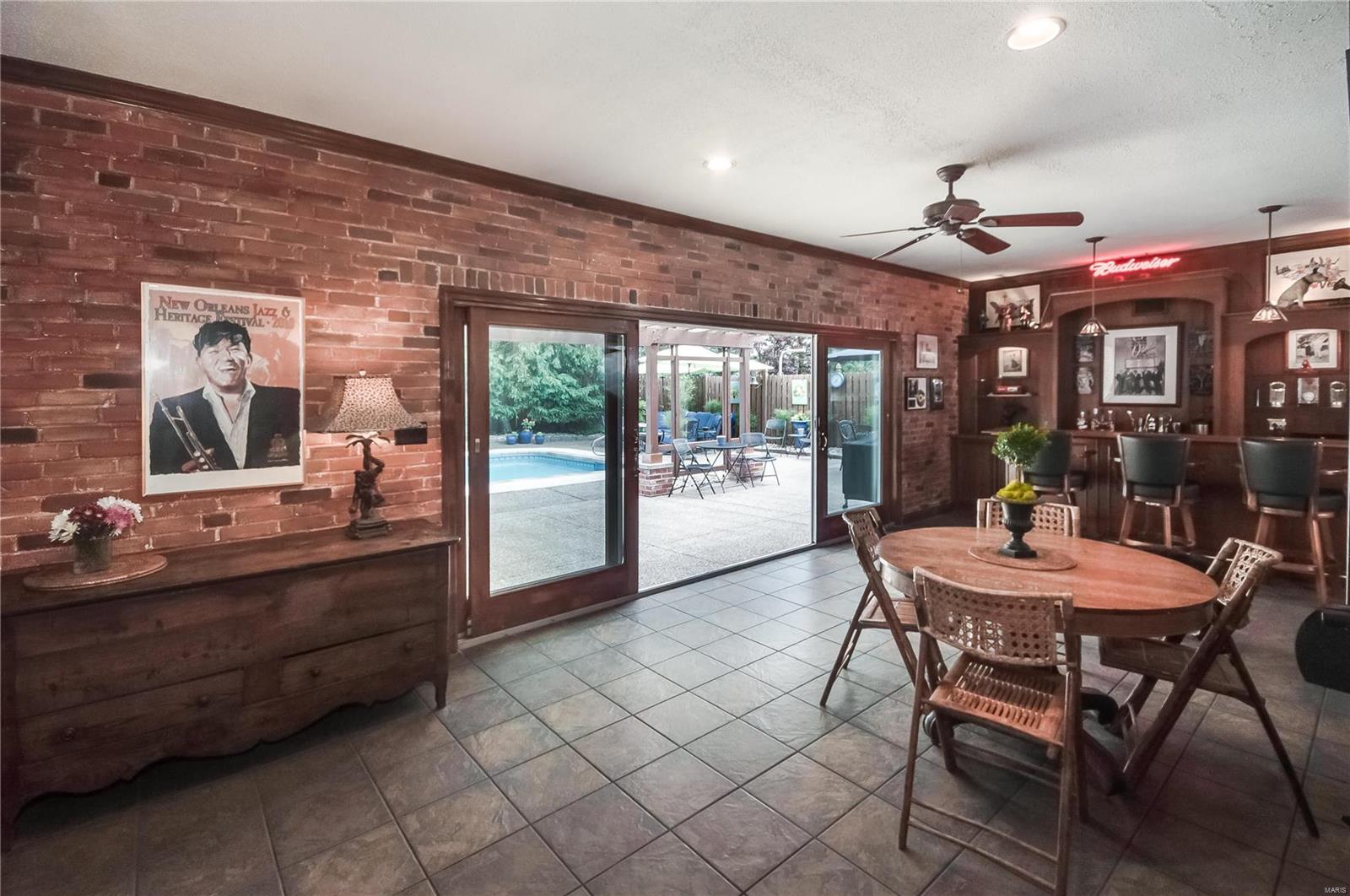 La Hacienda - Residential