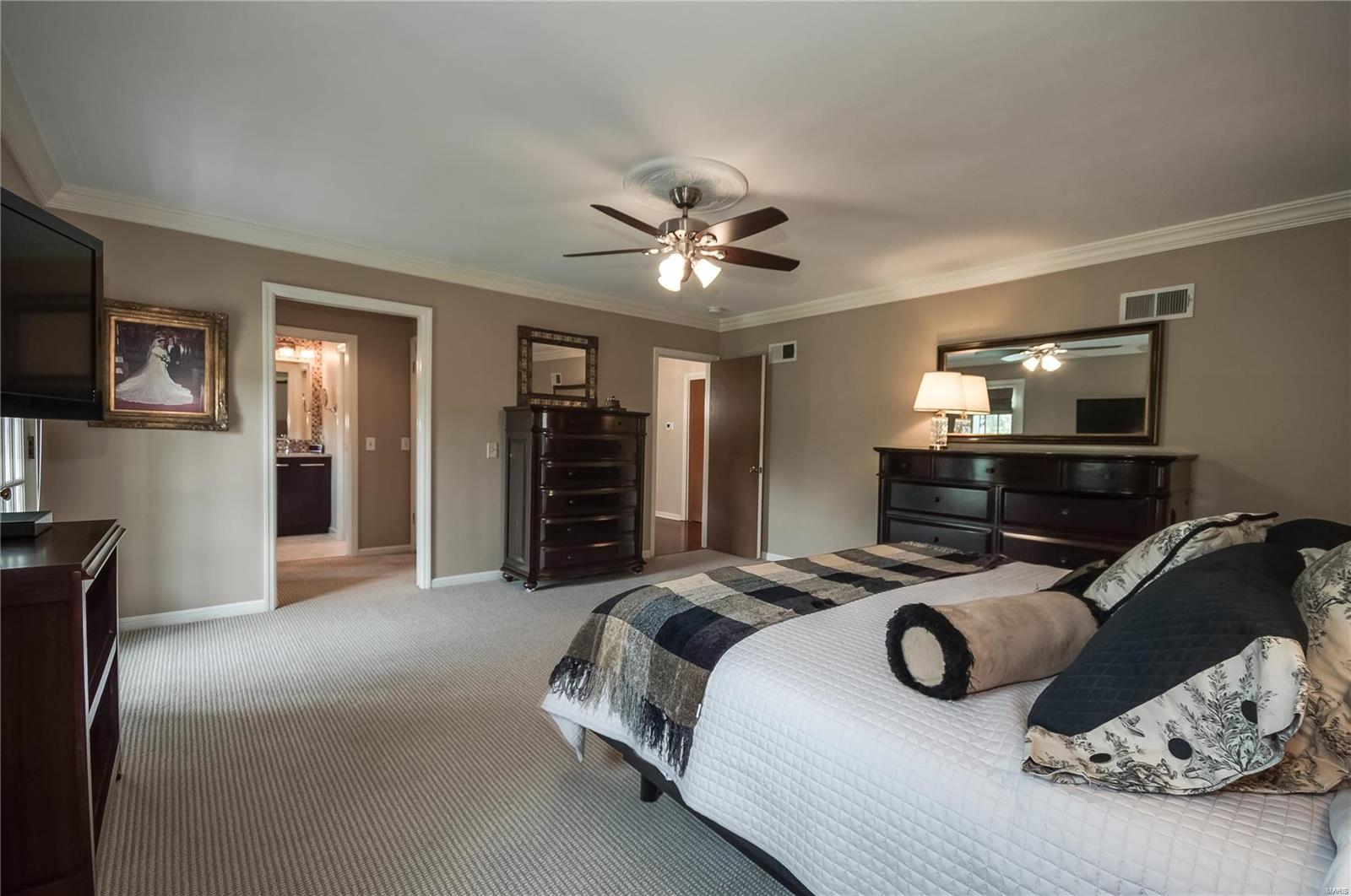 La Hacienda - Residential