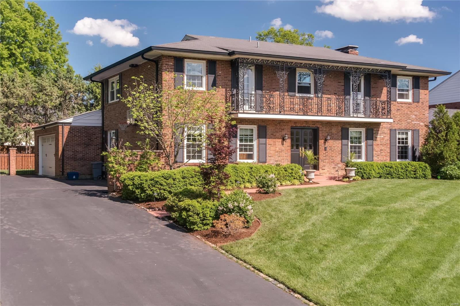 La Hacienda - Residential