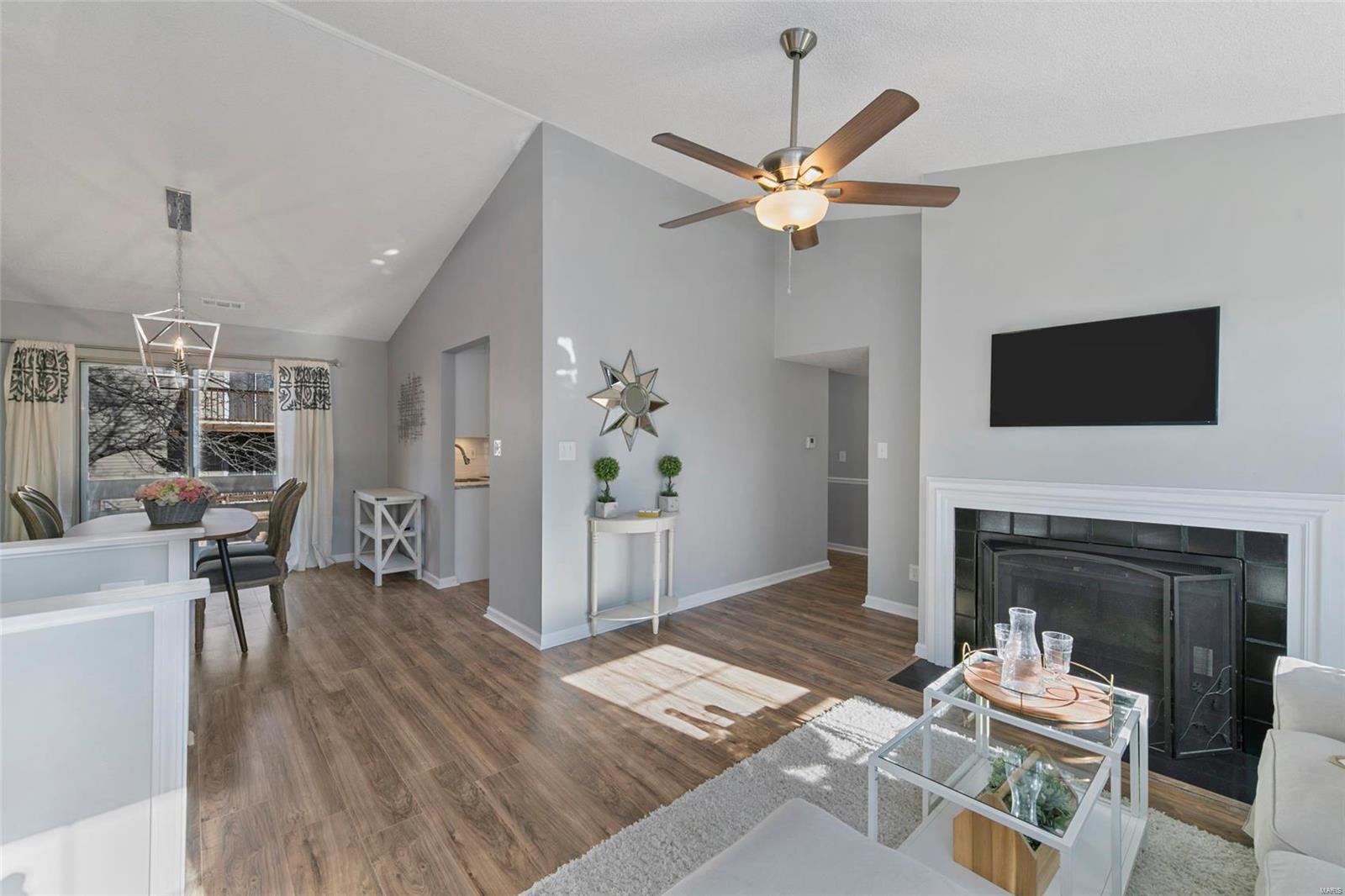 Brentwood Forest Condo Ph Seven - Residential