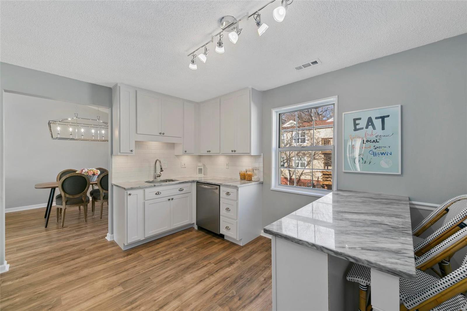 Brentwood Forest Condo Ph Seven - Residential