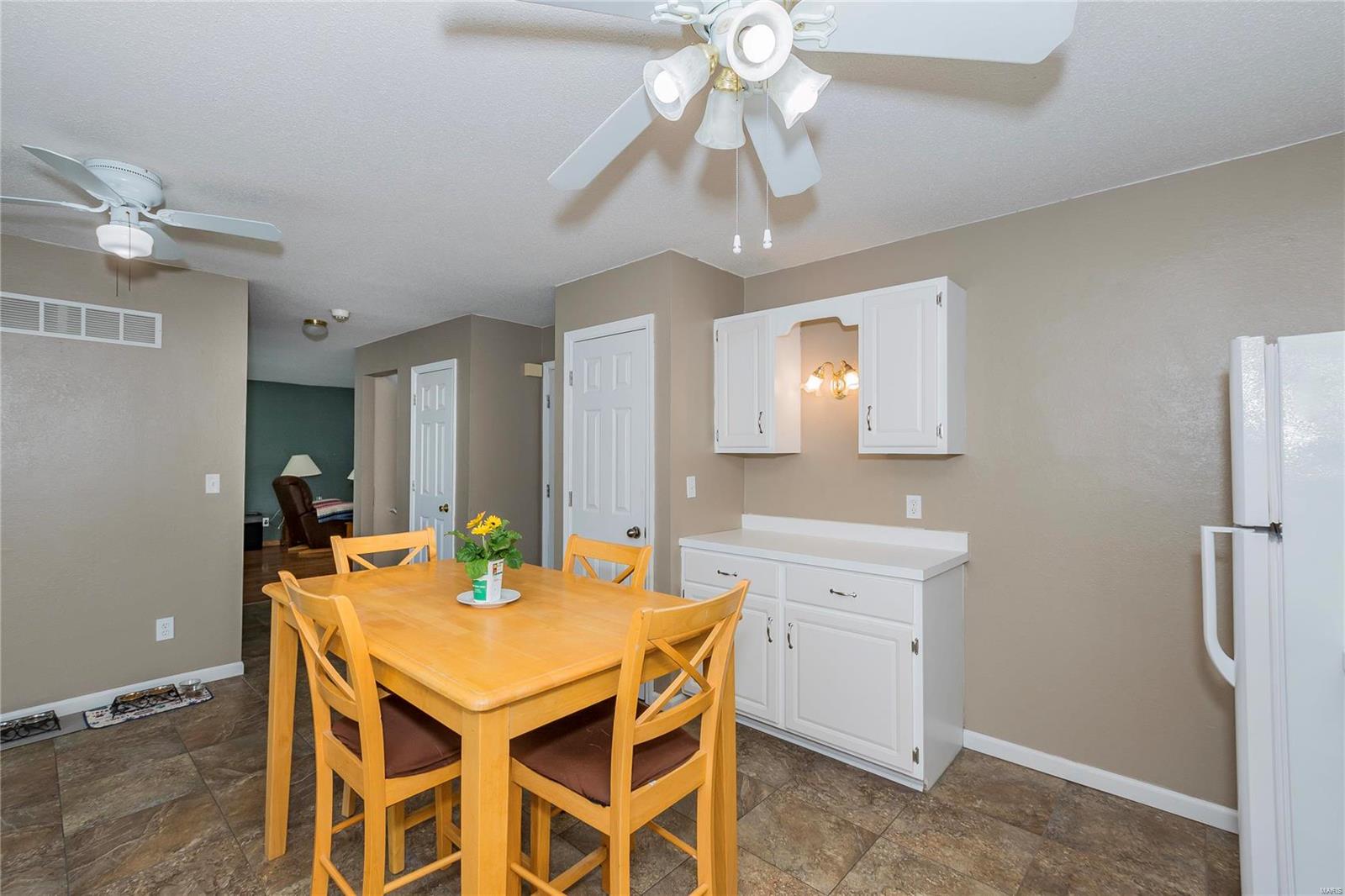 Whitehall Estates 01 - Residential