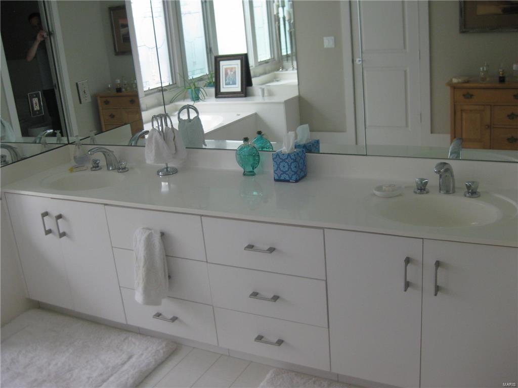 North Pointe Clayton - Residential